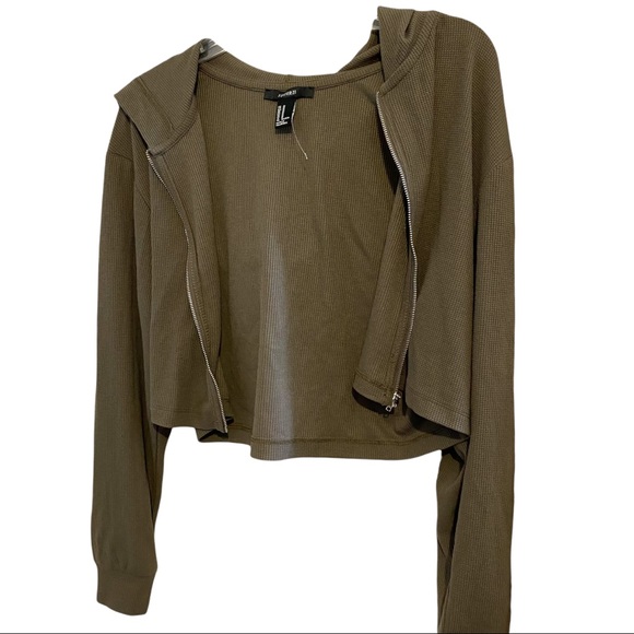Forever 21 Jackets & Blazers - NWOT Forever 21 cropped olive green zip up jacket size medium